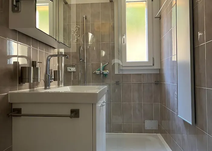 - Locarno: Miramonti Apt.5 Muralto